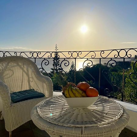Sunset View Apartment Riviere Noire Exterior photo