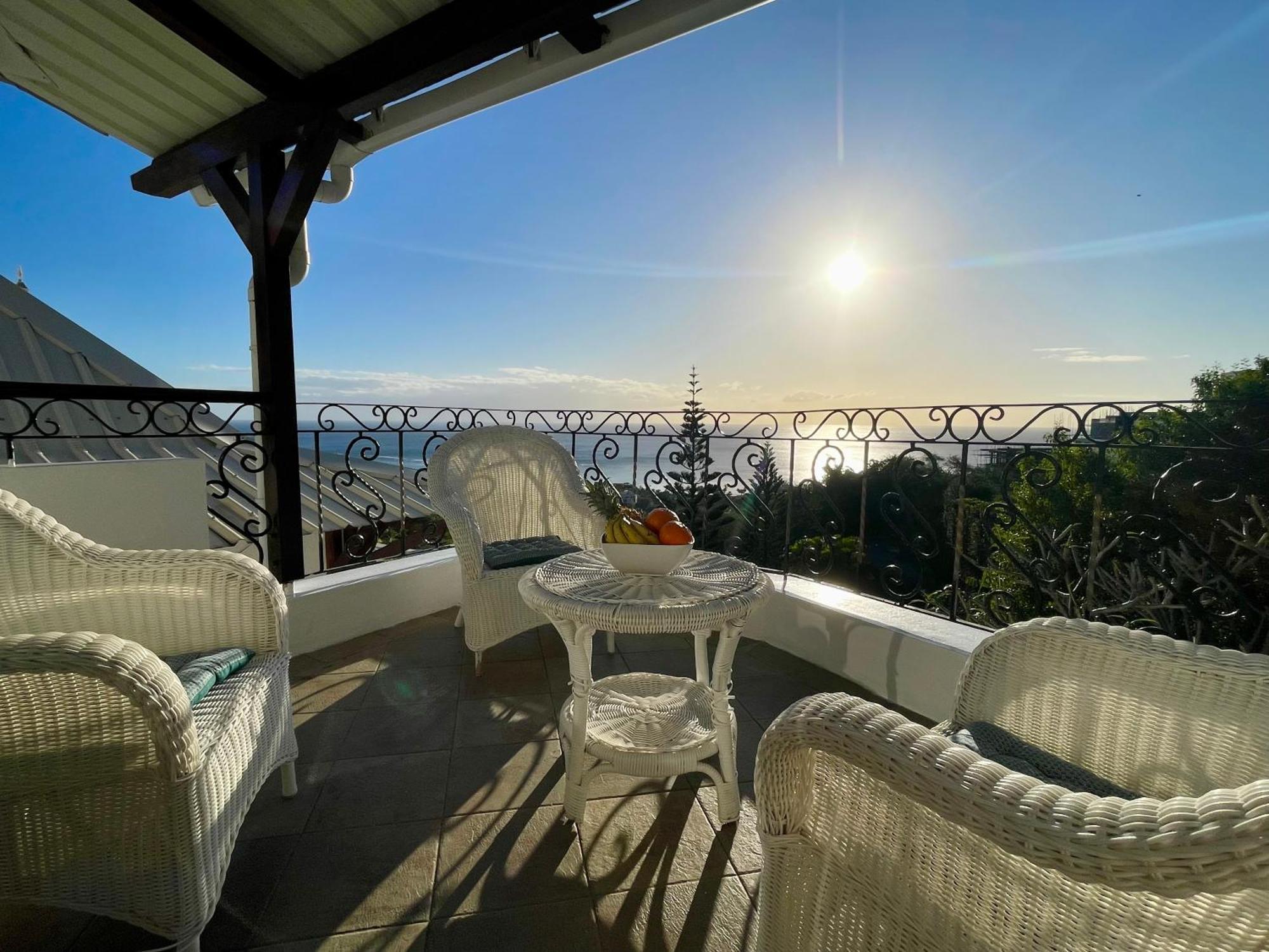 Sunset View Apartment Riviere Noire Exterior photo