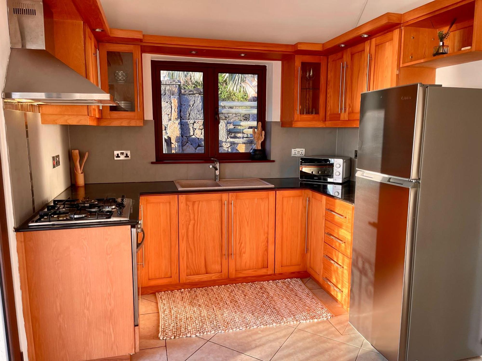 Sunset View Apartment Riviere Noire Exterior photo